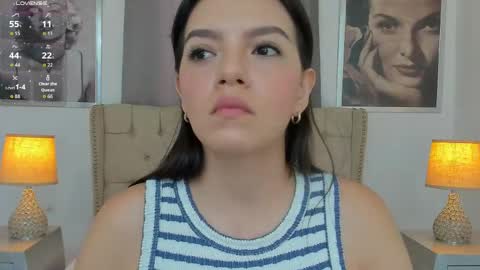Snapshot of beautyari_ chatting on May 19, 12:33 pm Ariana Reyes online show from May 19, 12:33 pm