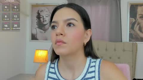Snapshot of beautyari_ chatting on May 30, 12:24 pm Ariana Reyes online show from May 30, 12:24 pm