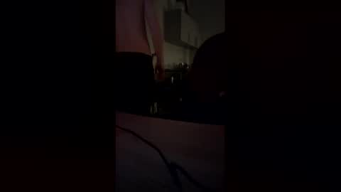 Snapshot of beautypenisdude chatting on March 1, 6:32 pm beautypenisdude online show from March 1, 6:32 pm