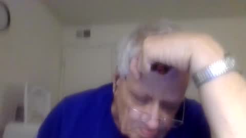 Snapshot of beautytomyeyes chatting on March 7, 2:36 am beautytomyeyes online show from March 7, 2:36 am