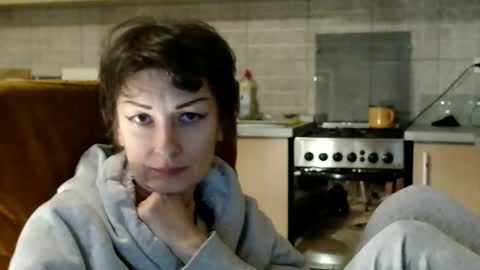 Raluca online show from January 11, 7:19 pm
