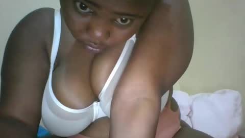 bebswee21 online show from May 14, 2:24 pm