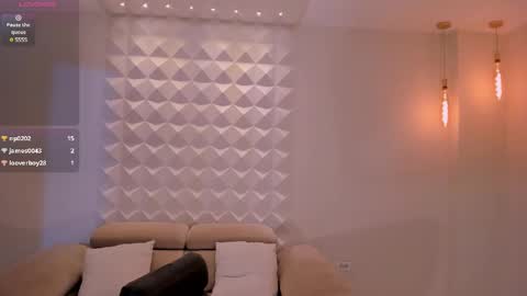 Am Becca online show from February 16, 8:44 pm