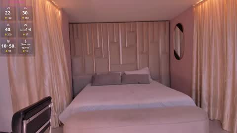 Am Becca online show from February 26, 11:48 pm