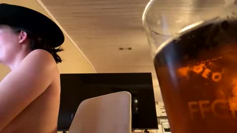 beccaraexoxo online show from May 27, 1:57 am