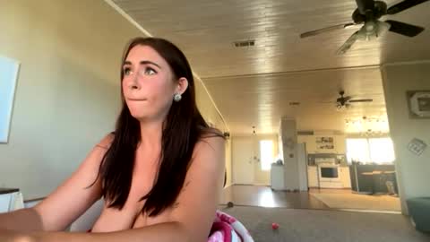 beccaraexoxo online show from June 11, 12:32 am