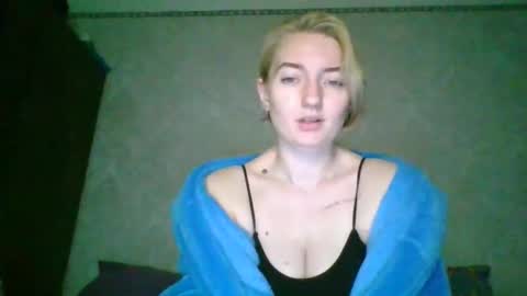 BeckiXJewelqw online show from May 5, 9:50 am