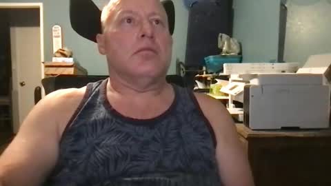 beckster online show from June 6, 8:52 am
