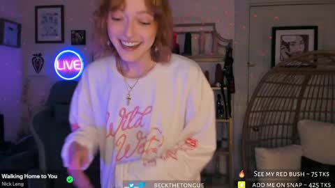 Snapshot of beckthetongue chatting on April 29, 10:27 pm Beck the tongue online show from April 29, 10:27 pm