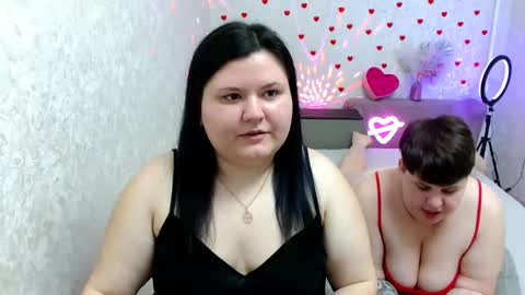 BeckyAndEllen online show from February 19, 10:45 am