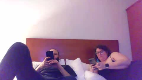 Snapshot of bedbandits chatting on February 7, 10:52 pm Bedbandits69 online show from February 7, 10:52 pm
