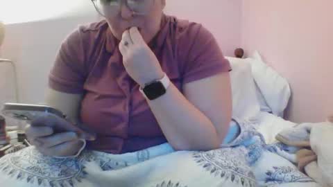 Snapshot of bedbandits chatting on March 3, 11:55 am Bedbandits69 online show from March 3, 11:55 am