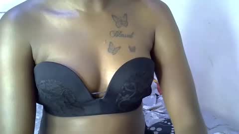 Snapshot of bedmaster_d chatting on January 5, 9:29 pm bedmaster_d online show from January 5, 9:29 pm