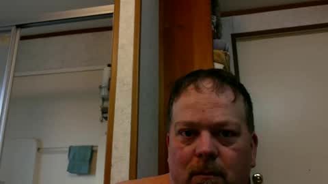 Snapshot of beer_money69 chatting on February 10, 8:21 pm beer_money69 online show from February 10, 8:21 pm