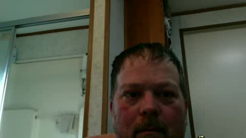 Snapshot of beer_money69 chatting on March 3, 9:05 pm beer_money69 online show from March 3, 9:05 pm