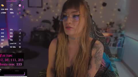       online show from October 8, 5:54 pm