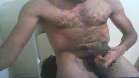 Snapshot of beezobb chatting on February 15, 9:37 pm beezobb online show from February 15, 9:37 pm