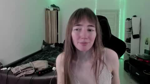Snapshot of bekkawell chatting on October 14, 4:30 pm Lisa online show from October 14, 4:30 pm
