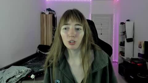 Snapshot of bekkawell chatting on October 17, 4:09 pm Lisa online show from October 17, 4:09 pm