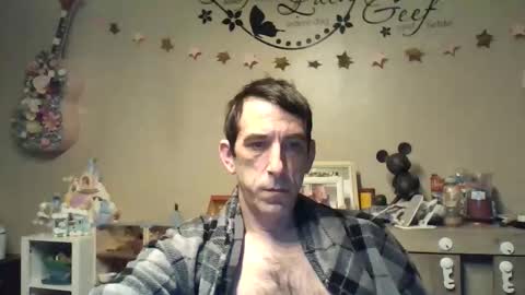 Snapshot of belgianboy33 chatting on February 10, 5:44 am Dreamcock online show from February 10, 5:44 am