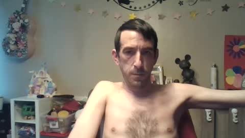 Snapshot of belgianboy33 chatting on May 31, 4:31 am Dreamcock online show from May 31, 4:31 am