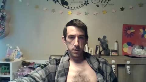 Snapshot of belgianboy33 chatting on June 6, 5:45 am Dreamcock online show from June 6, 5:45 am