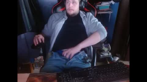 Snapshot of belgiandudeantwerp chatting on October 16, 11:44 am Belgian Dude online show from October 16, 11:44 am