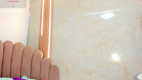 Belkilima  online show from November 7, 2:28 pm