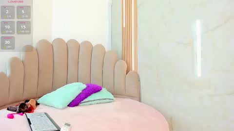 Belkilima  online show from November 18, 7:18 pm