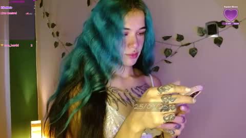 Snapshot of bell_art chatting on September 25, 2:21 pm online show from September 25, 2:21 pm