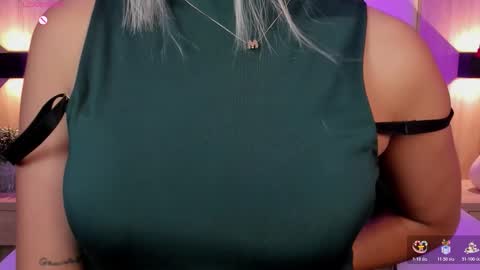 Bella cam online show from November 11, 7:58 pm