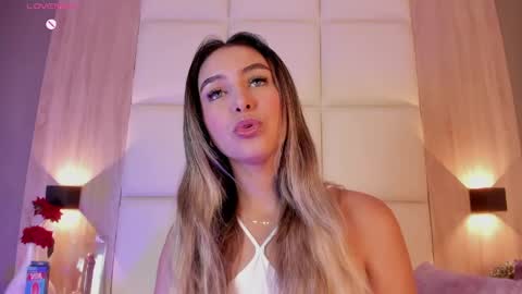 Bella cam online show from April 14, 7:09 pm