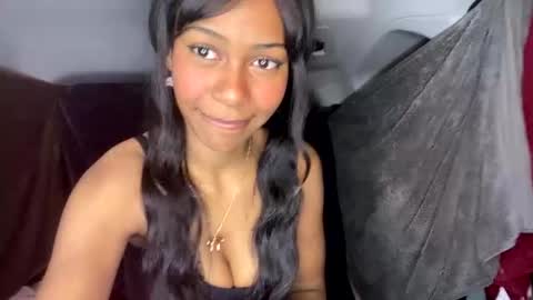 bella19sua online show from November 23, 7:19 am