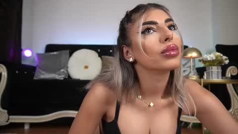 Emma  Bella online show from February 19, 8:10 pm