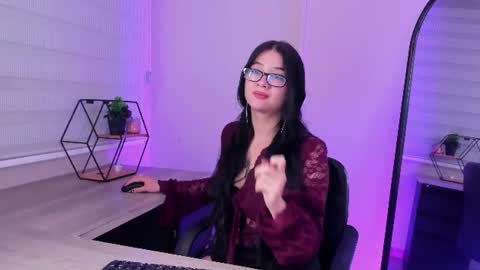 Snapshot of bella_corbin chatting on June 30, 8:10 pm Bella Corbin online show from June 30, 8:10 pm