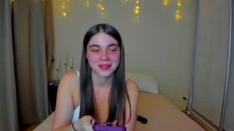 Snapshot of bella_foryou chatting on December 8, 1:13 am NastyaThere are legends that in this room all your wishes can come true  Private is Open online show from December 8, 1:13 am