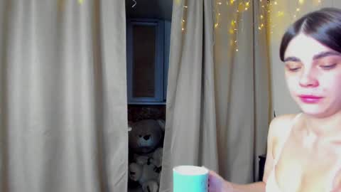 Snapshot of bella_foryou chatting on December 17, 1:18 am NastyaThere are legends that in this room all your wishes can come true  Private is Open online show from December 17, 1:18 am