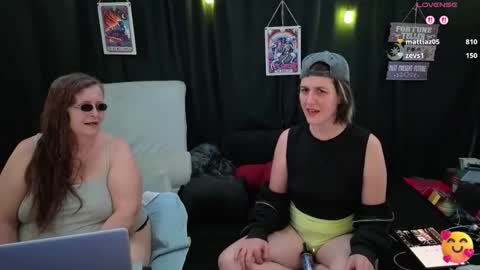 Bella James online show from November 12, 4:40 pm