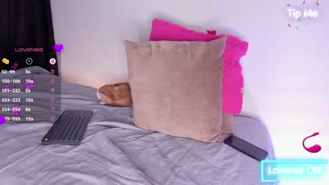 isabella online show from December 28, 12:04 am