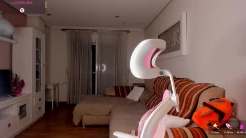 bella_pocahontas3 online show from November 6, 9:48 pm