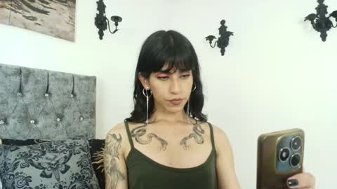 Bella online show from March 7, 11:24 pm