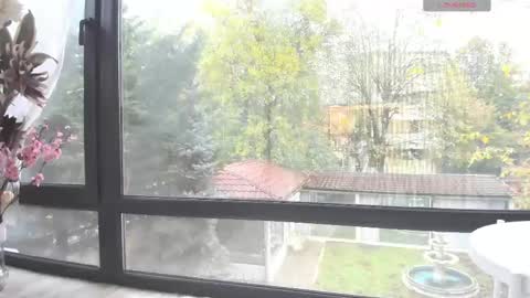 bella_posh online show from November 12, 5:52 am