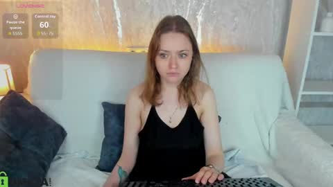 Linda Bella online show from May 25, 12:38 am