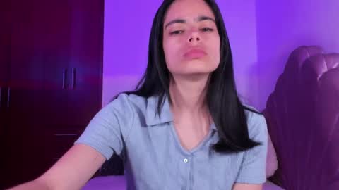 Snapshot of bella_sun_ chatting on September 11, 4:34 am Valeria Model Independent online show from September 11, 4:34 am