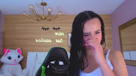 Bella online show from March 27, 12:38 pm