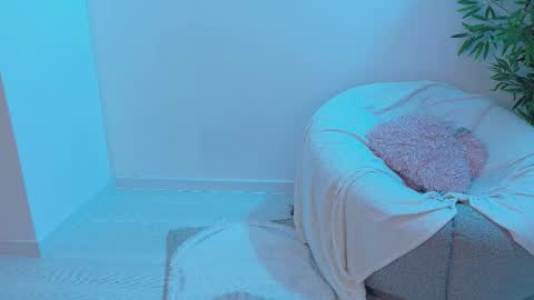 Bella online show from February 24, 9:35 pm