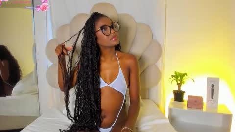 Bella Dajud online show from February 1, 10:41 pm