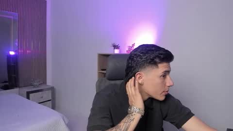 bellaastorm online show from September 23, 12:41 pm