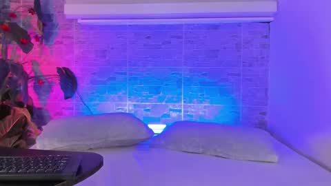 bellablazze online show from November 21, 11:53 am