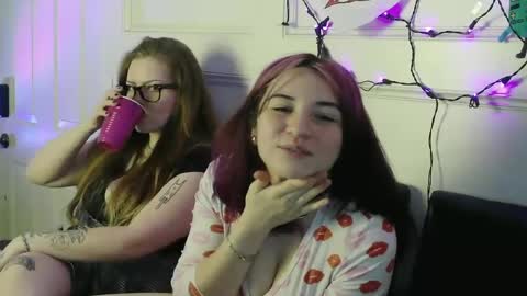 Snapshot of bellabutterflyy chatting on January 22, 4:34 am BellaButterflyy online show from January 22, 4:34 am